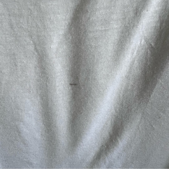 Reformation Women’s White Loose Fit V-Neck T-Shirt - Picture 5 of 13